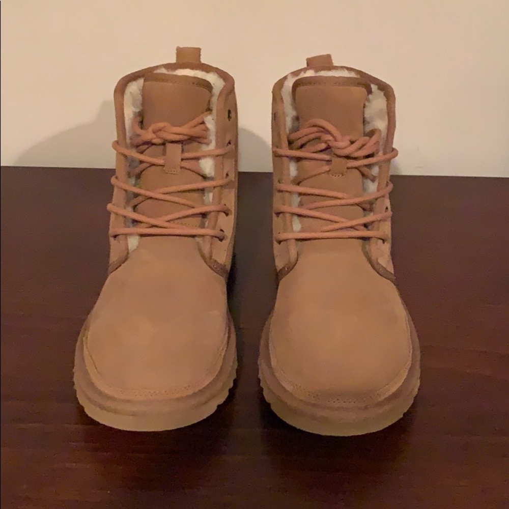 100% authentic UGG boots hightail men